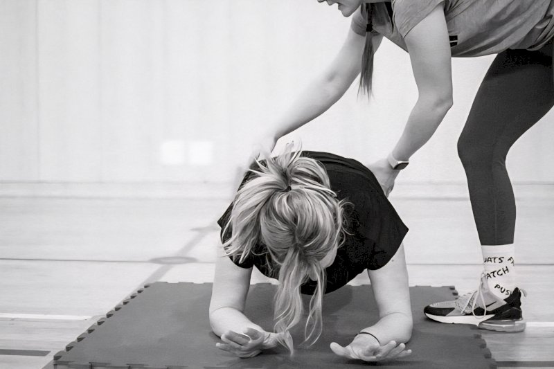 Diastáza a pánevní dno